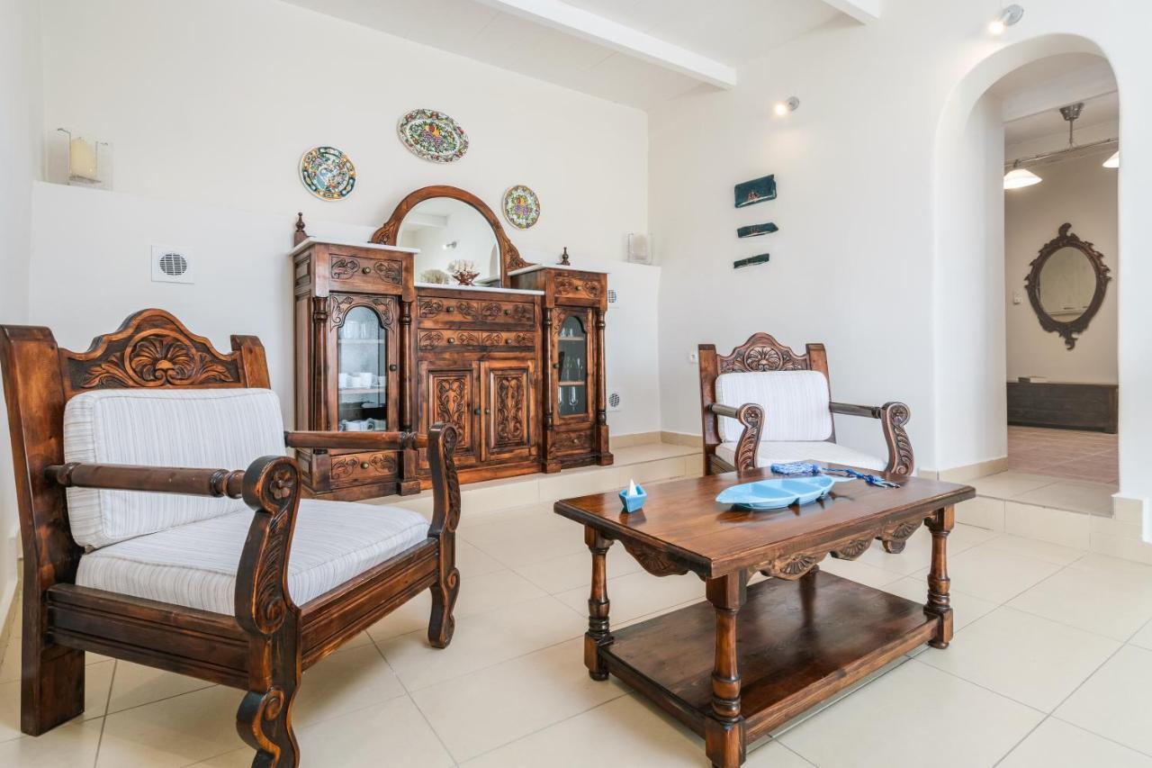 Lina And Babis' Home Αδάμας Εξωτερικό φωτογραφία