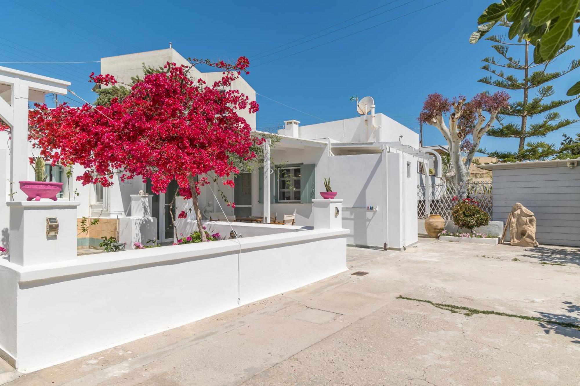 Lina And Babis' Home Αδάμας Εξωτερικό φωτογραφία