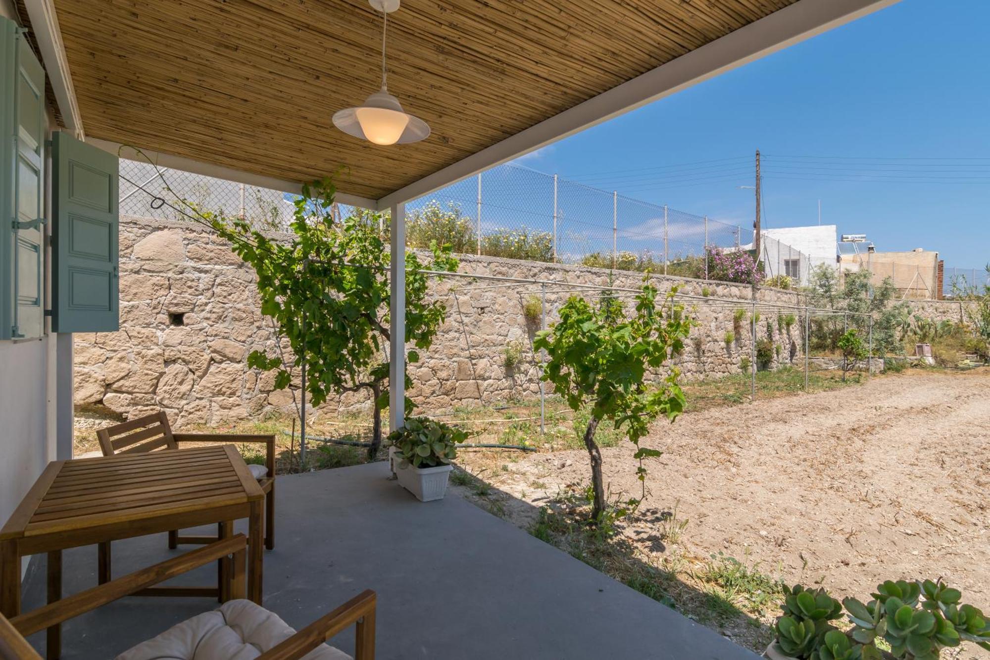 Lina And Babis' Home Αδάμας Εξωτερικό φωτογραφία