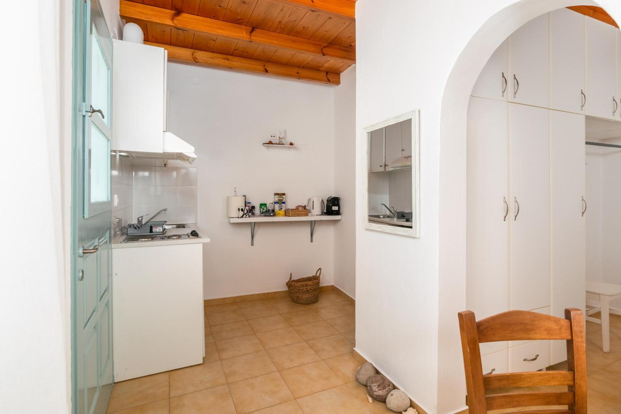 Lina And Babis' Home Αδάμας Εξωτερικό φωτογραφία