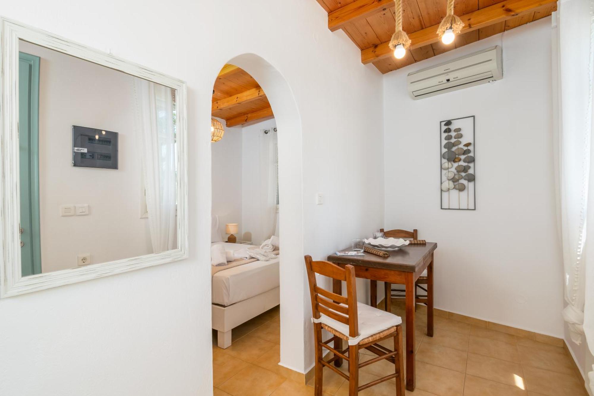 Lina And Babis' Home Αδάμας Εξωτερικό φωτογραφία