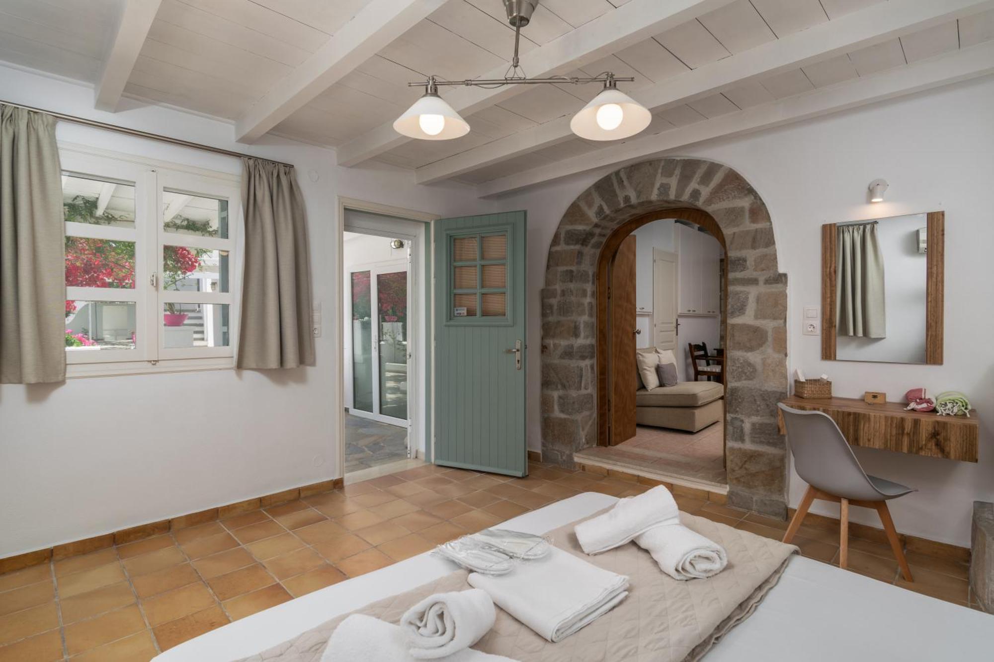 Lina And Babis' Home Αδάμας Δωμάτιο φωτογραφία